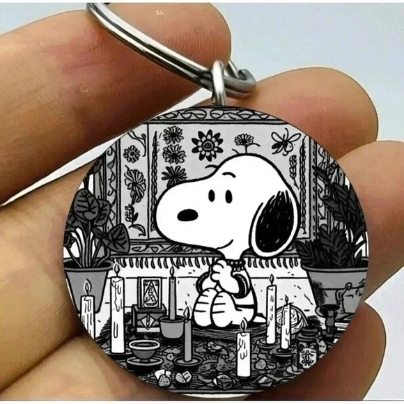 Snoopy Relax Mediation Hot Cute Keychain - Picture 1 of 1